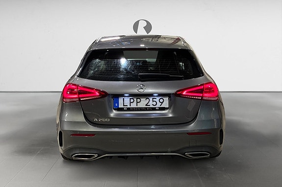 Mercedes-Benz A200 6 of 16