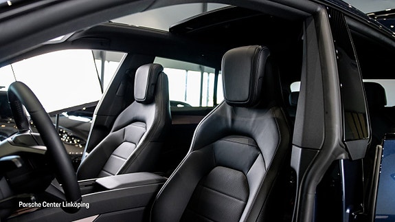 Porsche Cayenne 11 of 27