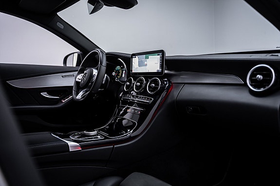 Mercedes-Benz C220 26 of 27