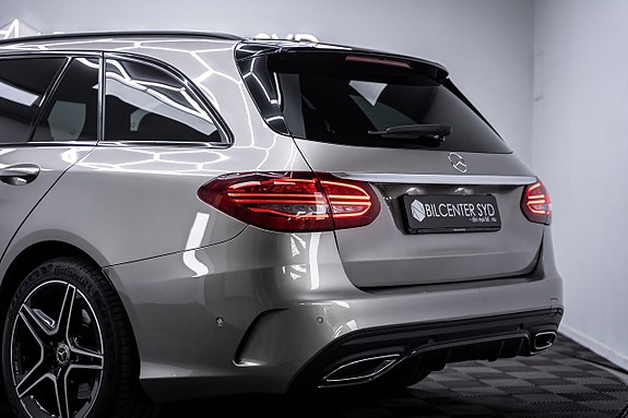 Mercedes-Benz C220 12 of 27