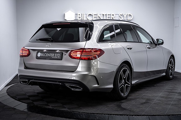 Mercedes-Benz C220 8 of 27