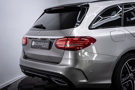 Mercedes-Benz C220 9 of 27