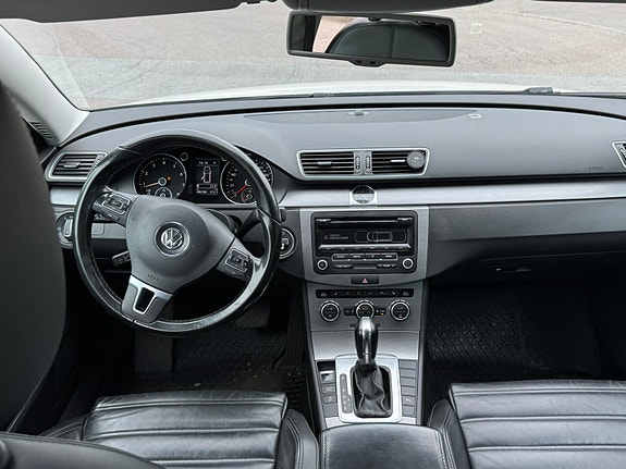 Volkswagen Passat 5 of 5
