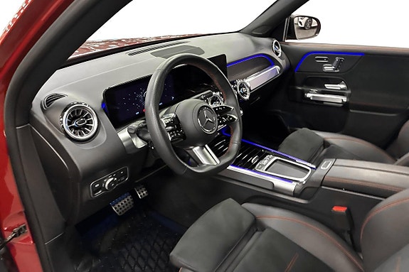 Mercedes-Benz GLB200 6 of 30
