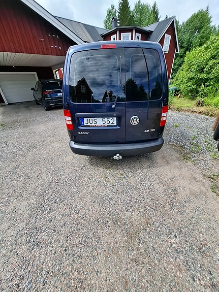 Volkswagen Caddy Maxi 2 of 5