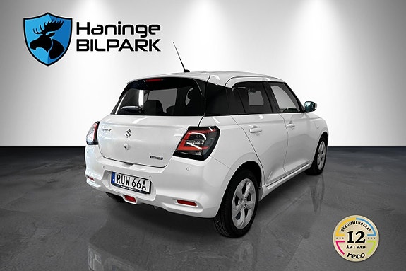 Suzuki Swift 8 of 30