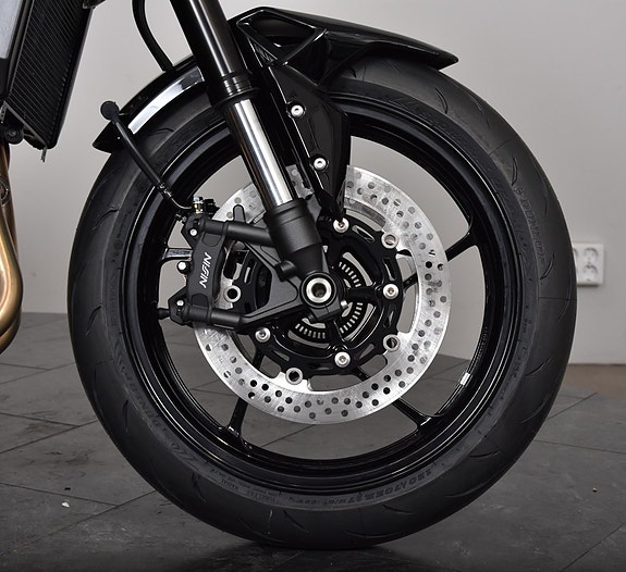 Kawasaki Z900  FINNS FÖR OMGÅENDE LEVERANS 10 of 19