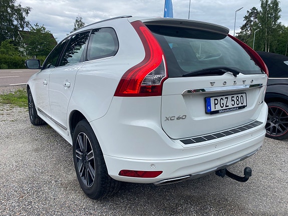 Volvo XC60 3 of 10