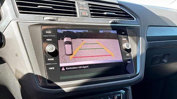 Volkswagen Tiguan 13 of 14