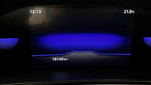 Volkswagen T-Roc 13 of 13