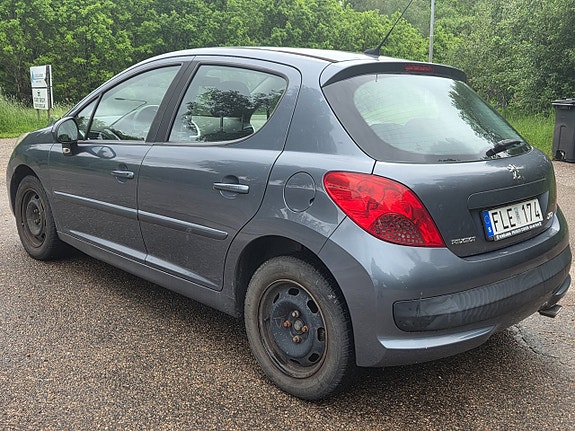 Peugeot 207 6 of 11