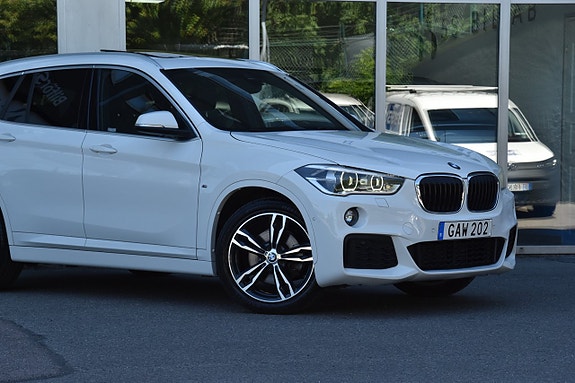 BMW X1 3 of 5
