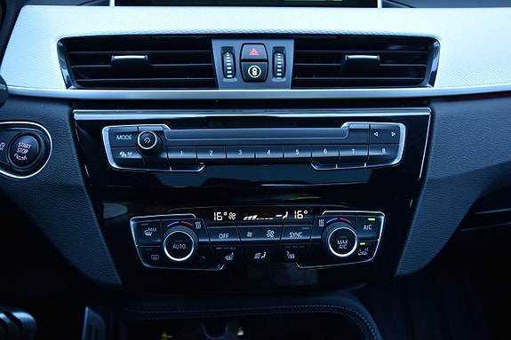 BMW X1 18 of 24