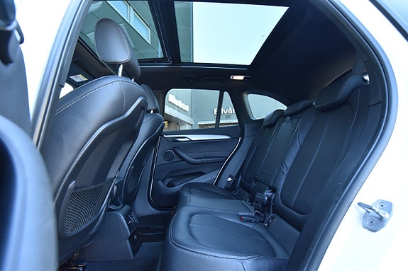 BMW X1 12 of 24