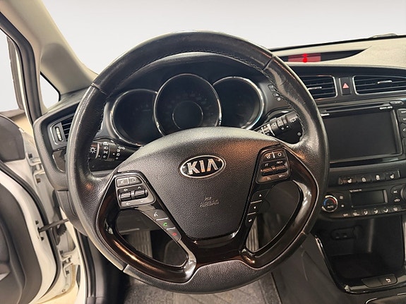 Kia Ceed 9 of 14