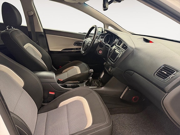 Kia Ceed 12 of 14