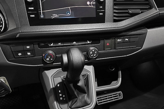 Volkswagen Transporter 19 of 25