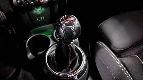 MINI Cooper S 18 of 18
