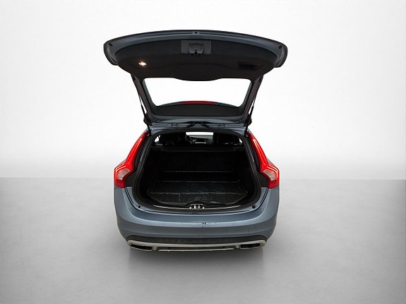 Volvo V60 Cross Country 26 of 30