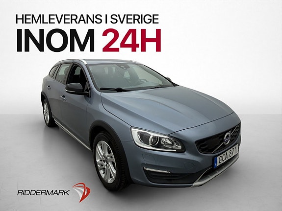 Volvo V60 Cross Country 3 of 30
