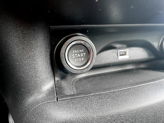 Citroen C4 Cactus 11 of 17