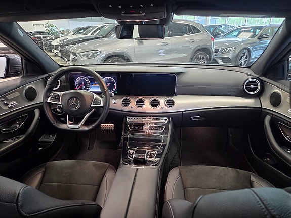 Mercedes-Benz E220 d 10 of 17