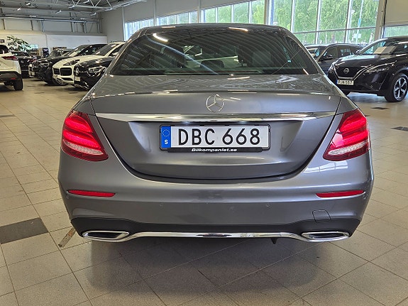 Mercedes-Benz E220 d 6 of 17
