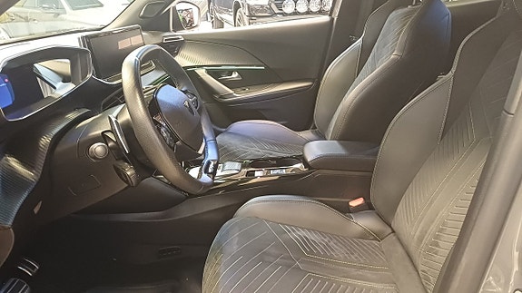 Peugeot 2008 5 of 5