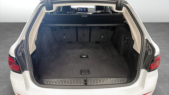 BMW 520 10 of 13