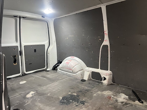 Volkswagen Transporter 13 of 29