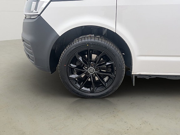 Volkswagen Transporter 25 of 29