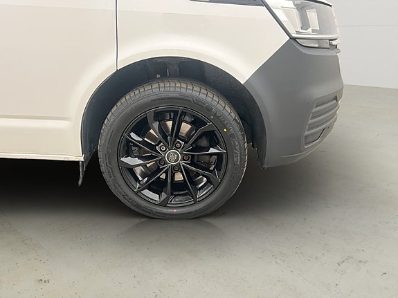 Volkswagen Transporter 28 of 29