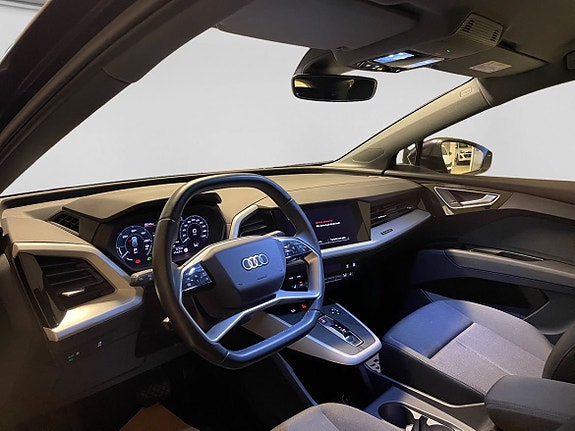 Audi Q4 Sportback e-tron 4 of 5