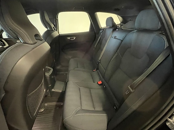 Volvo XC60 12 of 24
