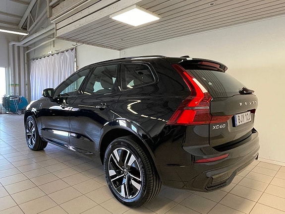 Volvo XC60 6 of 24