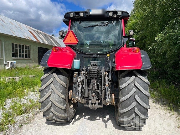 Traktor med lastare Valtra T163 välutrustad 3 of 5