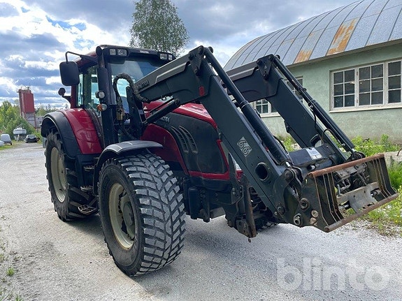 Traktor med lastare Valtra T163 välutrustad 5 of 5