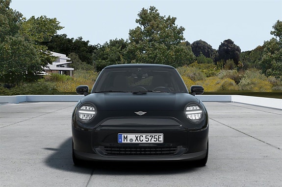 MINI Cooper E 5 of 5