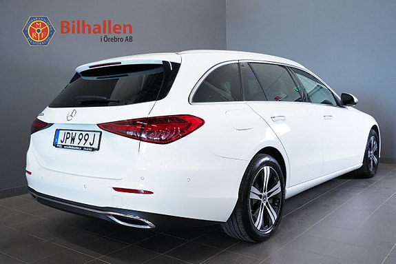 Mercedes-Benz C300 9 of 30
