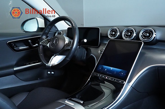 Mercedes-Benz C300 16 of 30