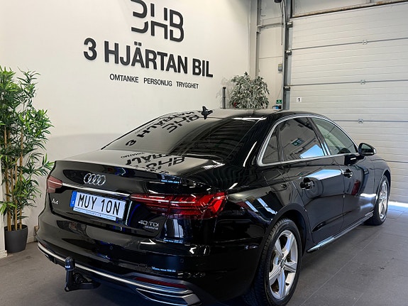 Audi A4 4 of 5