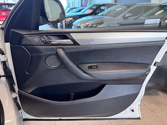 BMW X3 13 of 24