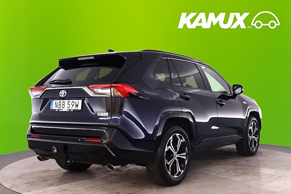 Toyota RAV4 4 of 25