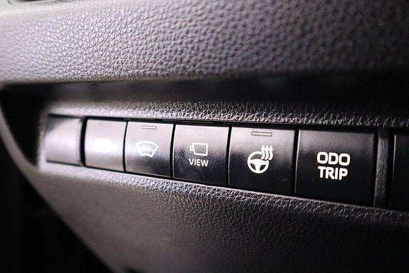 Toyota RAV4 18 of 25