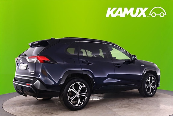 Toyota RAV4 2 of 25
