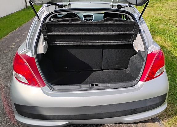 Peugeot 207 5 of 5