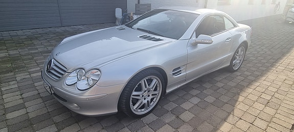 Mercedes-Benz SL500 2 of 5