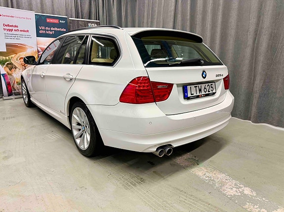 BMW 325d 4 of 5