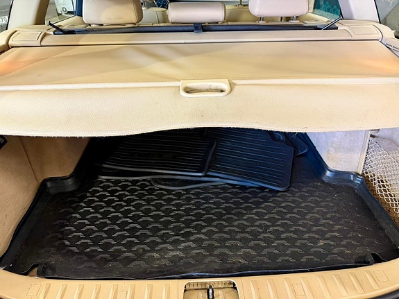 BMW 325d 13 of 14