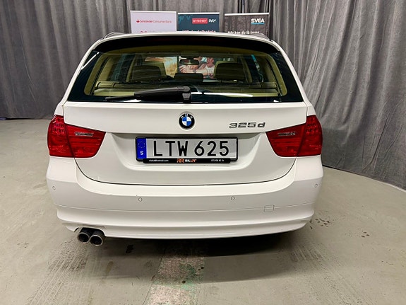 BMW 325d 5 of 5